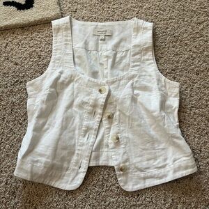 Banana Republic White Linen Sleeveless Blouse
